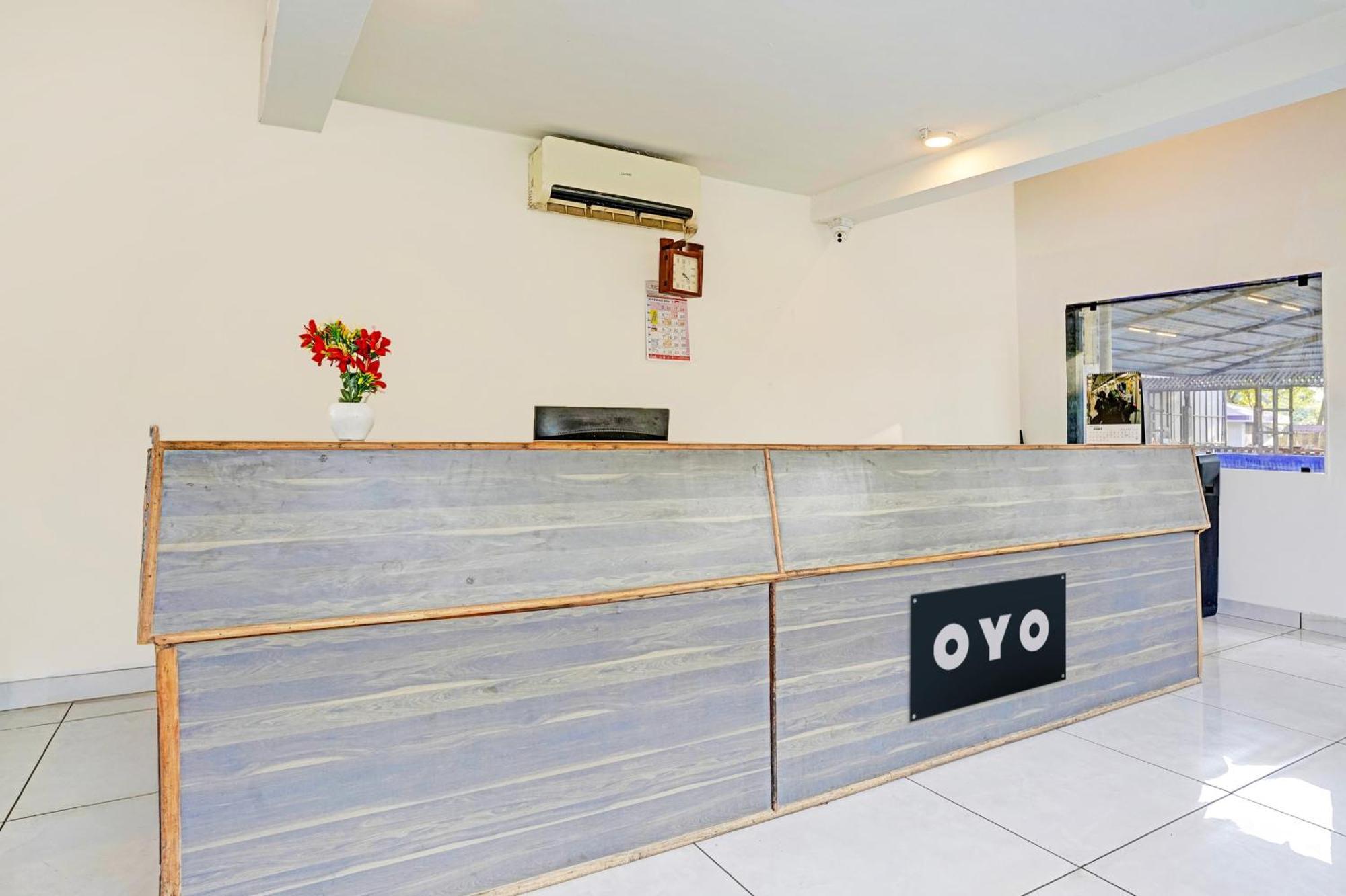 Hotel O Summer House Daman Buitenkant foto